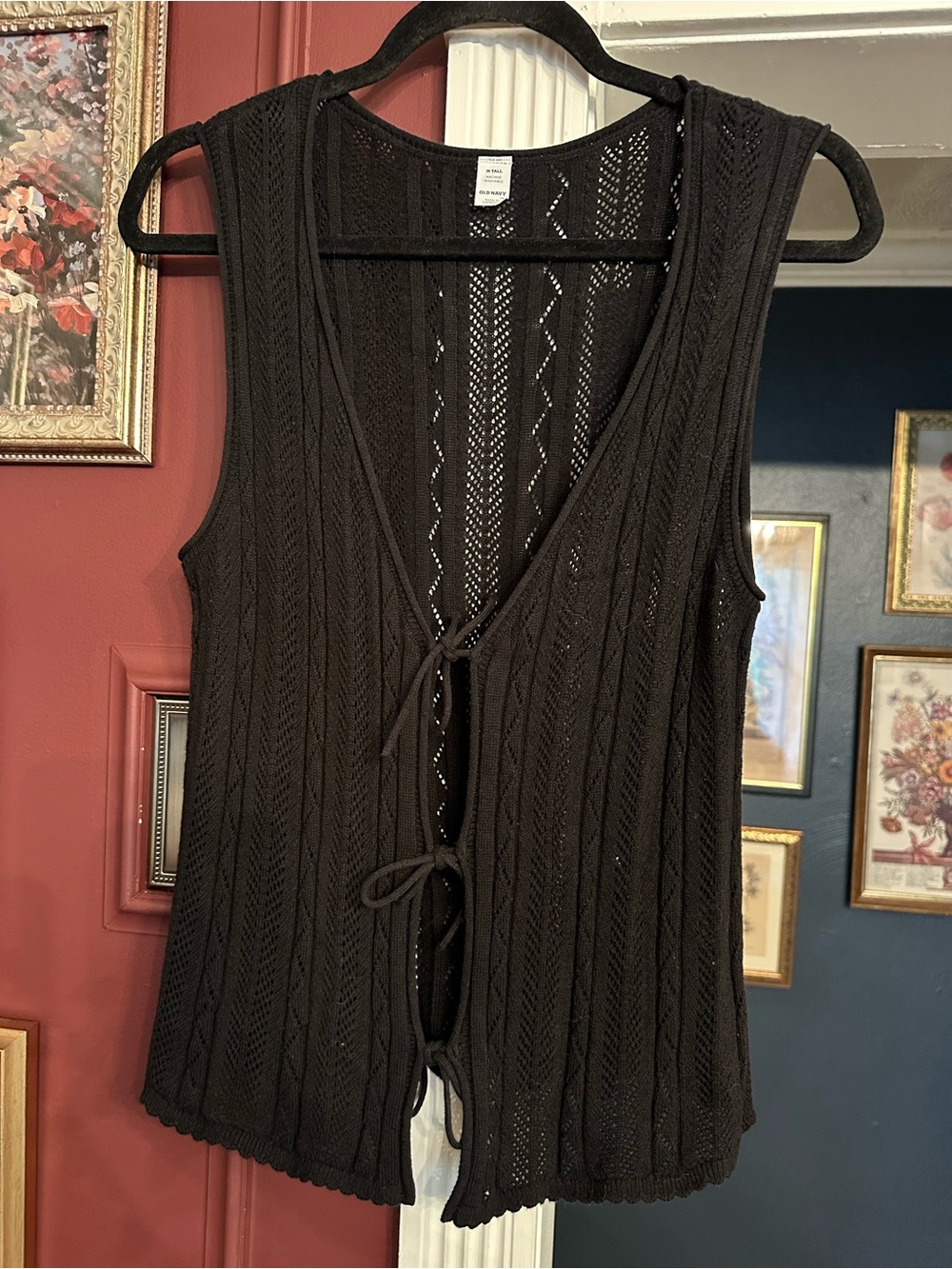 Old Navy Black Sleeveless Crochet Vest Size Medium Tall